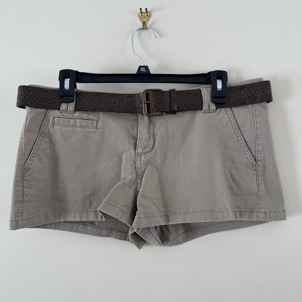 SOLD! Women's Tan Shorts with Belt